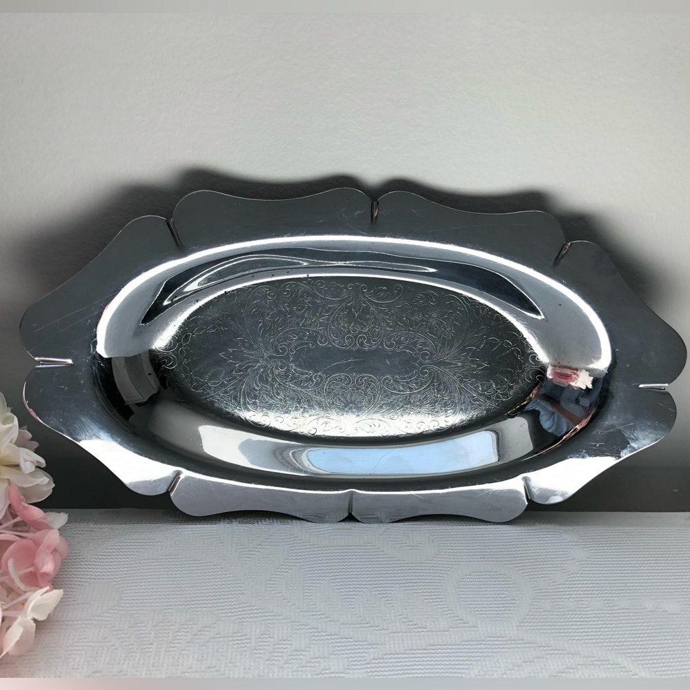 Vintage Silver Fluted Edge Etched Design Serving Trinket Tray